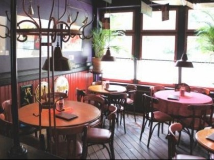 照片: Bistro Galerie